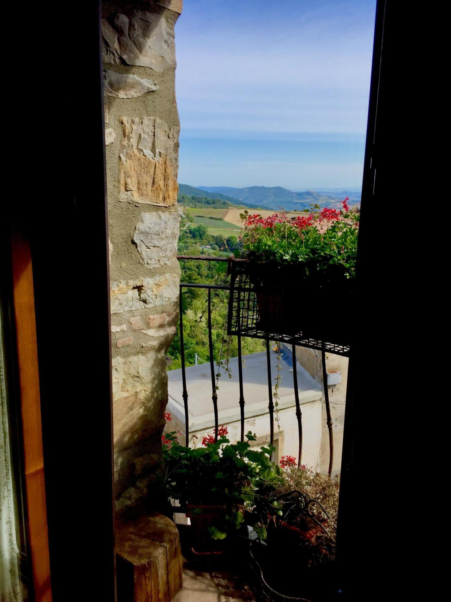 Andante Appartamenti Castelnuovo di Val di Cecina Eksteriør bilde